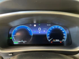 Toyota Corolla Cross 2.0 Executive Plus HEV AWD, снимка 13