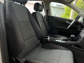 Audi A3 1.6i Автоматик, снимка 9