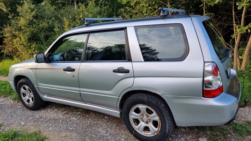 Subaru Forester, снимка 8 - Автомобили и джипове - 46262570