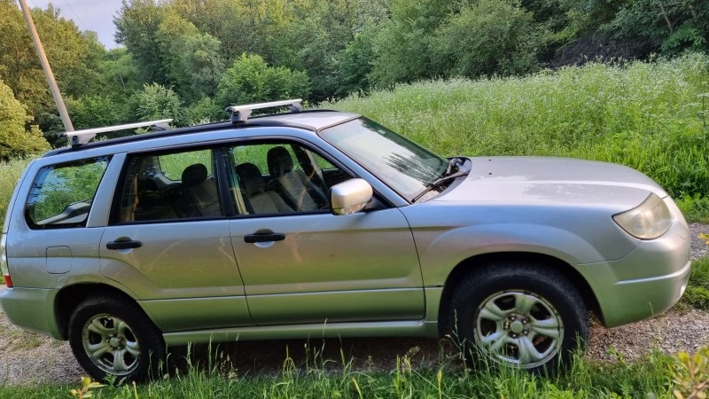 Subaru Forester, снимка 7 - Автомобили и джипове - 46262570