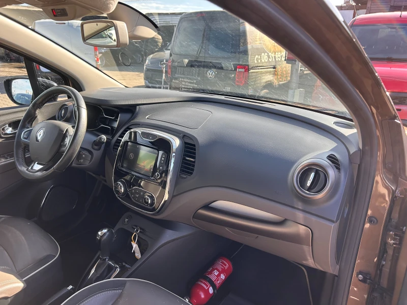 Renault Captur 1.2TCe AVTOMAT/KOJA/NAVI/KAMERA EURO 6, снимка 11 - Автомобили и джипове - 47838288