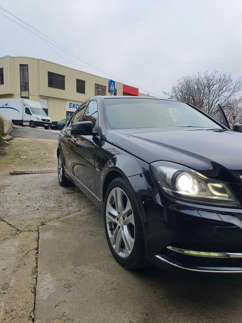 Mercedes-Benz C 350, снимка 2 - Автомобили и джипове - 48504143