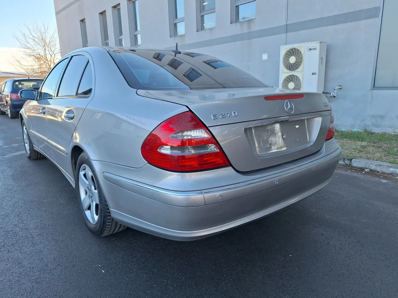 Mercedes-Benz E 270 177kc avangarde, снимка 8 - Автомобили и джипове - 48996407