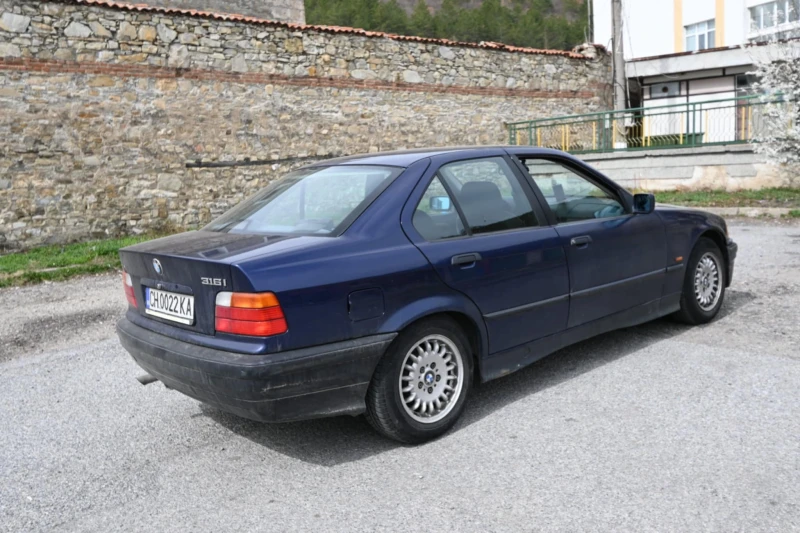 BMW 316, снимка 2 - Автомобили и джипове - 49516993