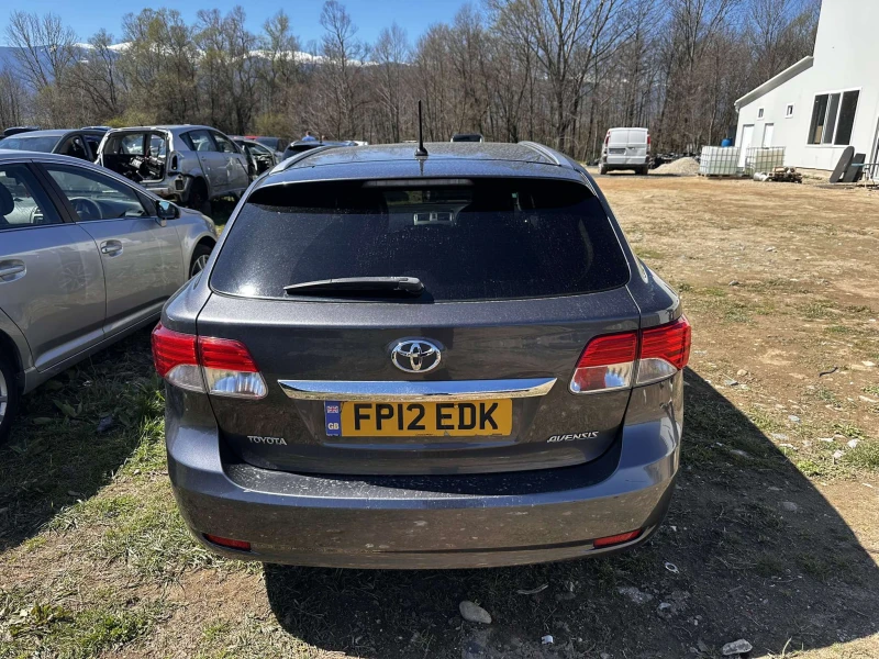Toyota Avensis 2.2 D-4D (150 к.с.), снимка 5 - Автомобили и джипове - 52982299