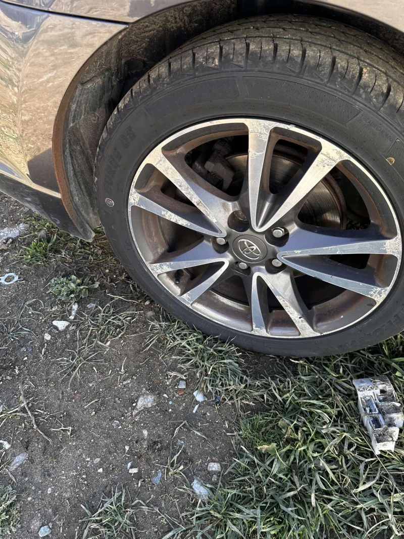 Toyota Avensis 2.2 D-4D (150 к.с.), снимка 8 - Автомобили и джипове - 52982299