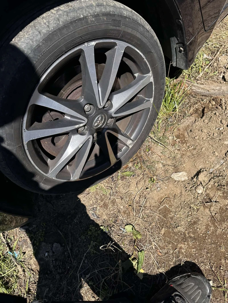 Toyota Avensis 2.2 D-4D (150 к.с.), снимка 10 - Автомобили и джипове - 52982299