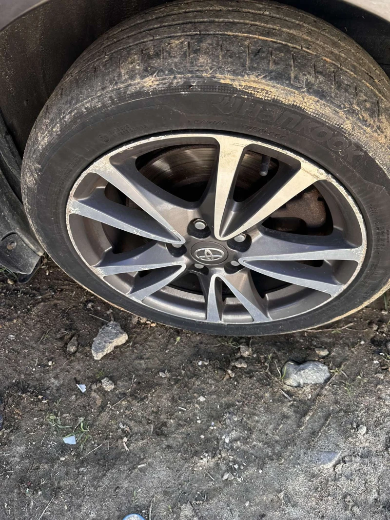 Toyota Avensis 2.2 D-4D (150 к.с.), снимка 9 - Автомобили и джипове - 52982299