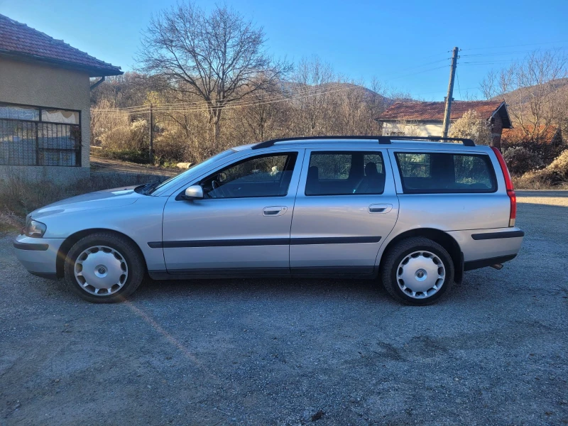 Volvo V70 2.5 tdi 4x4, снимка 4 - Автомобили и джипове - 52749350