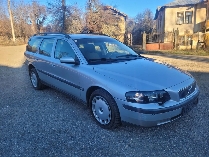 Volvo V70 2.5 tdi 4x4, снимка 8 - Автомобили и джипове - 52749350