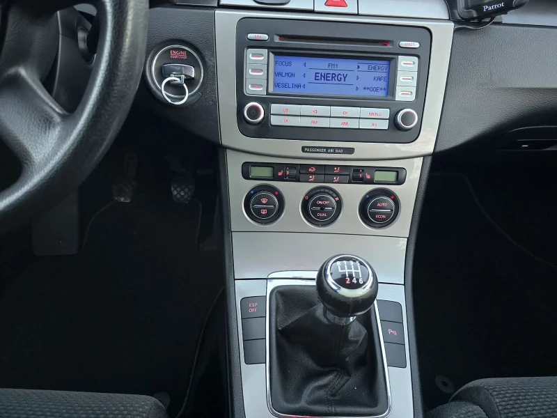 VW Passat 2.0TDI 8V, снимка 10 - Автомобили и джипове - 52942520