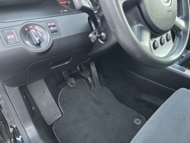 VW Passat 2.0TDI 8V, снимка 13 - Автомобили и джипове - 52942520