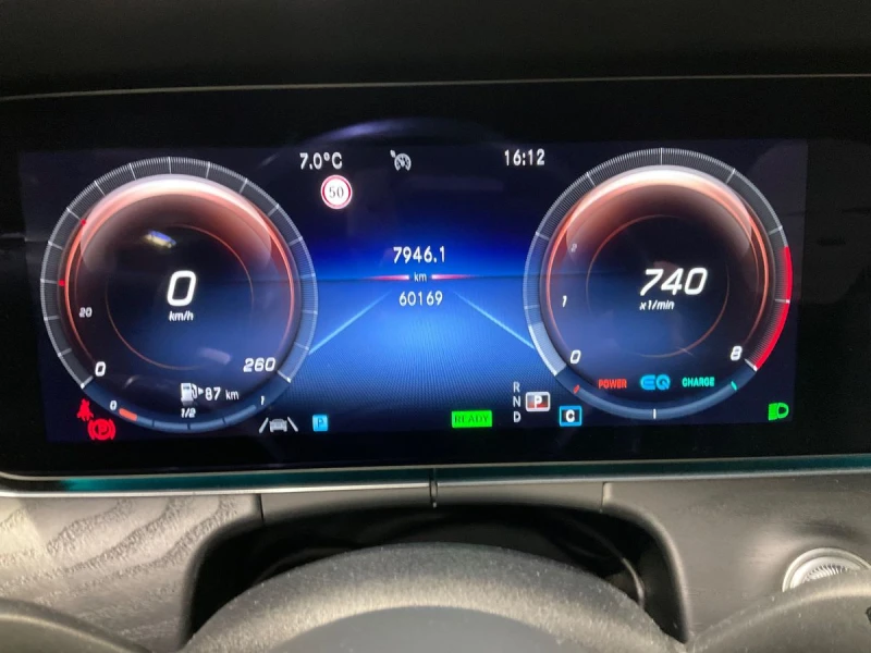 Mercedes-Benz E 300 Mild-Hybrid AMG Line, снимка 9 - Автомобили и джипове - 53163838