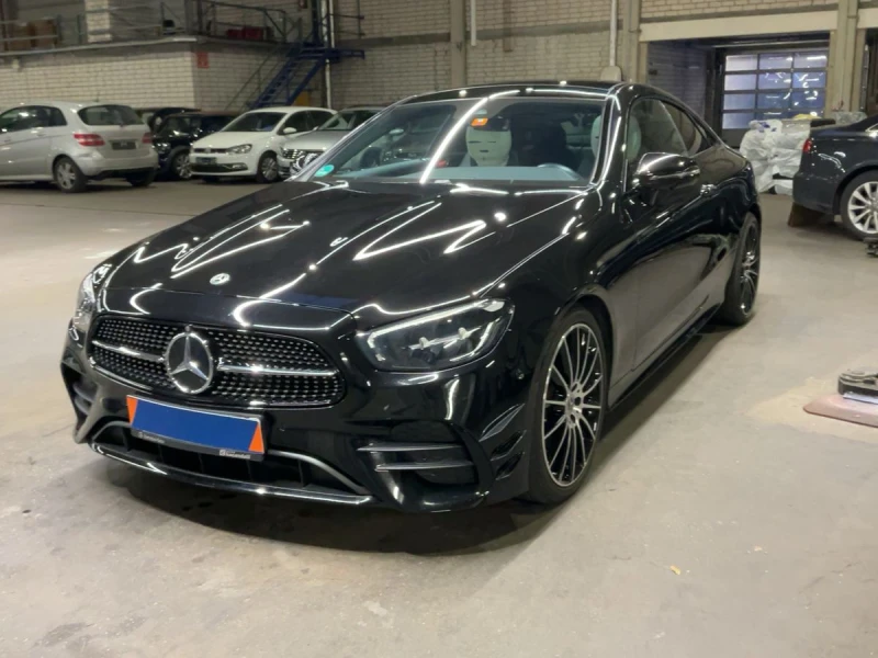 Mercedes-Benz E 300 Mild-Hybrid AMG Line