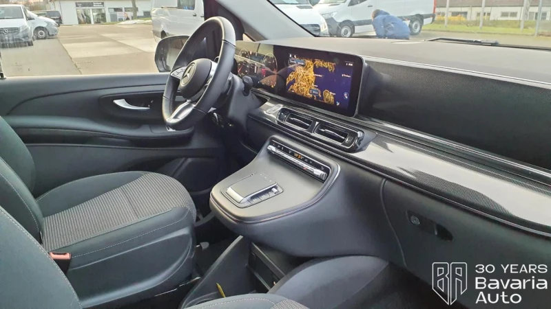 Mercedes-Benz 220 d kompakt , снимка 7 - Автомобили и джипове - 53170718