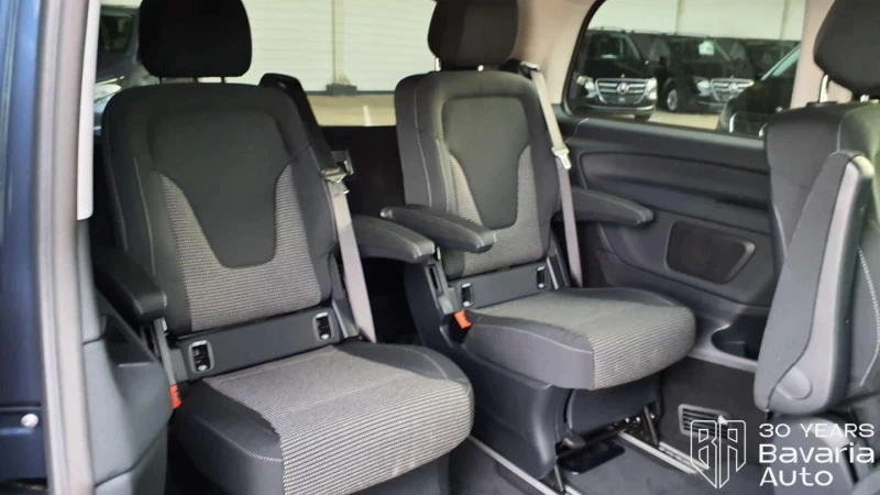 Mercedes-Benz 220 d kompakt , снимка 9 - Автомобили и джипове - 53170718