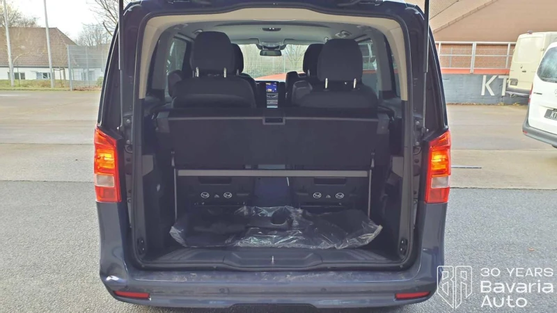 Mercedes-Benz 220 d kompakt , снимка 10 - Автомобили и джипове - 53170718