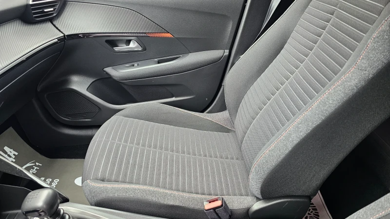 Peugeot 208 NAVI---115.000KM, снимка 9 - Автомобили и джипове - 53383173