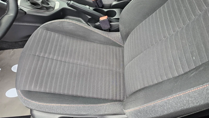 Peugeot 208 NAVI---115.000KM, снимка 14 - Автомобили и джипове - 53383173