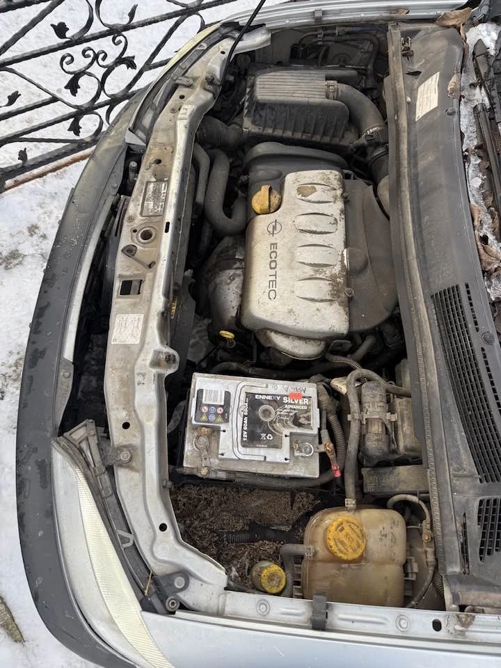 Opel Zafira 1.8i 116 7 места, снимка 12 - Автомобили и джипове - 53353526