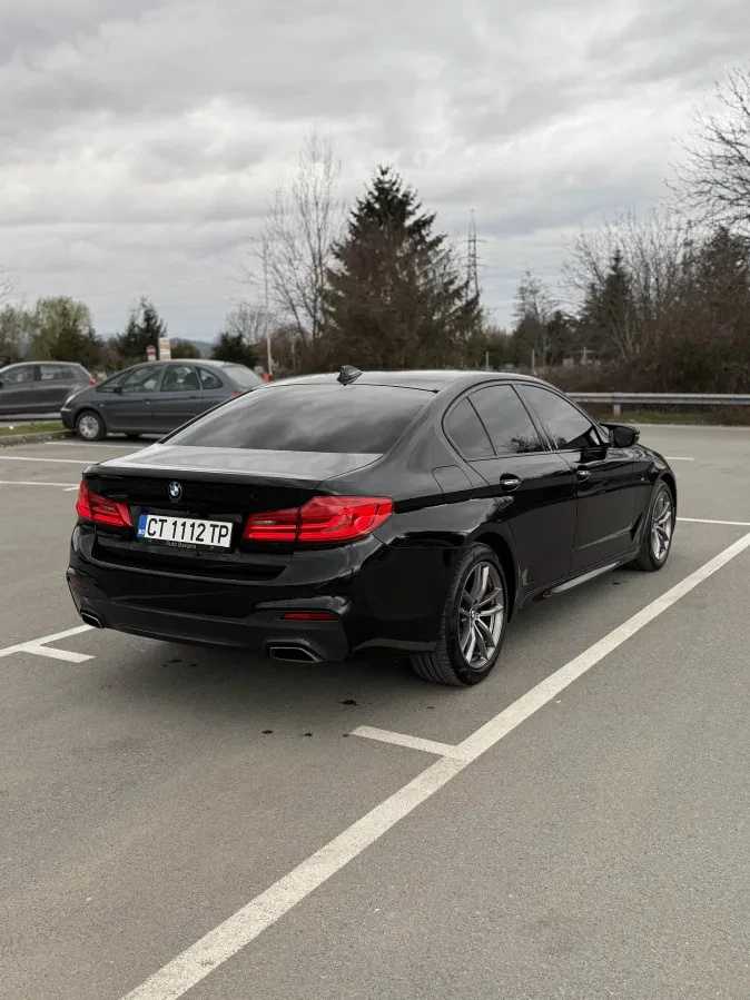 BMW 530 M Xdrive Вакум, снимка 5 - Автомобили и джипове - 54148226