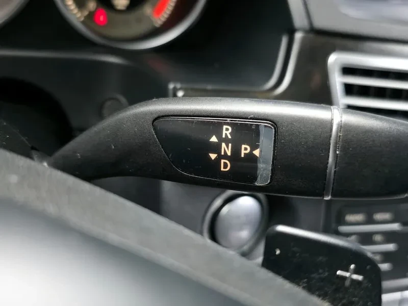 Mercedes-Benz E 220 | Mobile.bg � ����������� 9