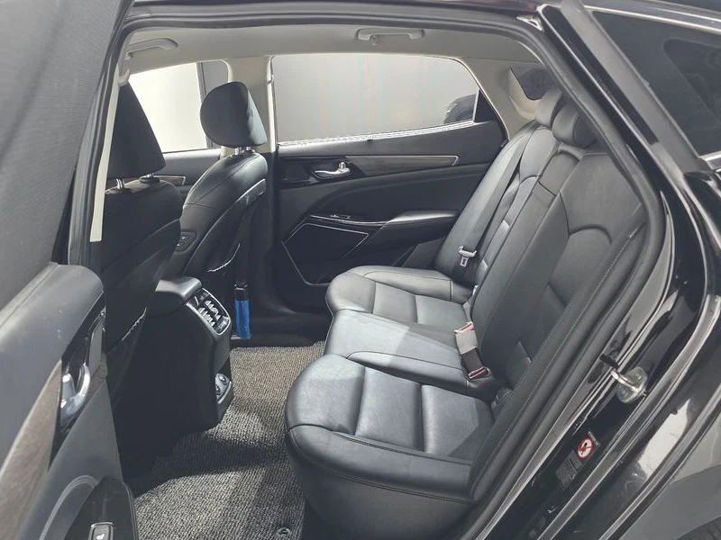 Kia K7 3.0 LPI Prestige(Rented)| 270к.с., снимка 17 - Автомобили и джипове - 56001643