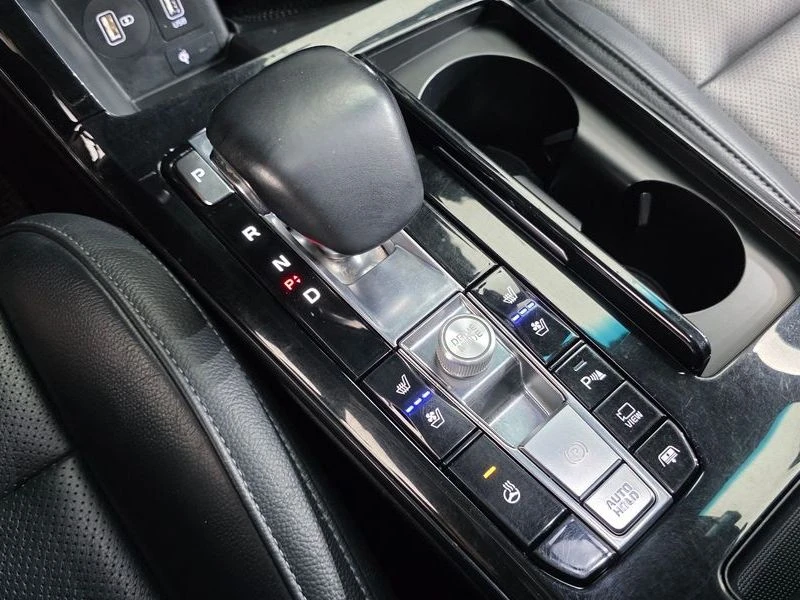 Kia K7 3.0 LPI Prestige(Rented)| 270к.с., снимка 9 - Автомобили и джипове - 56001643