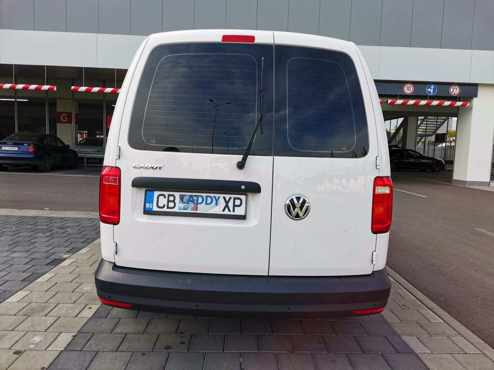 VW Caddy MAXI / TDI - изображение 4