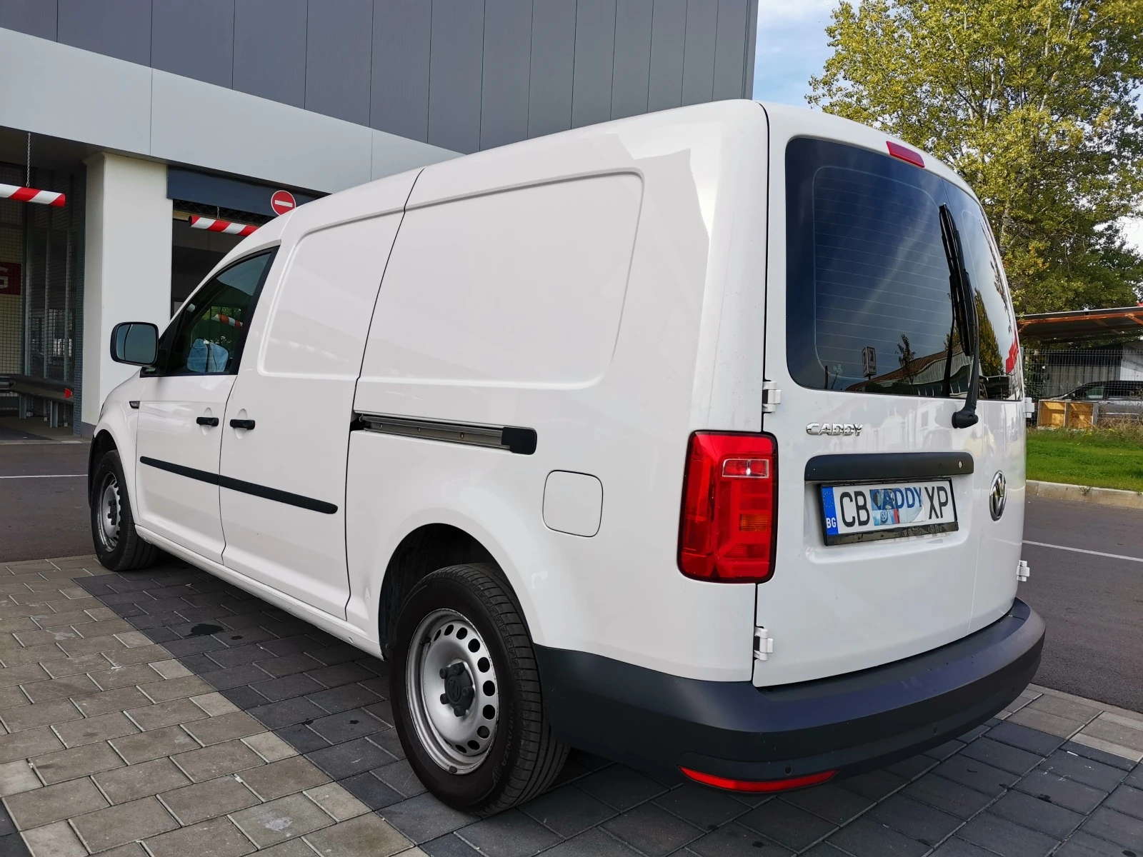 VW Caddy MAXI / TDI - изображение 3