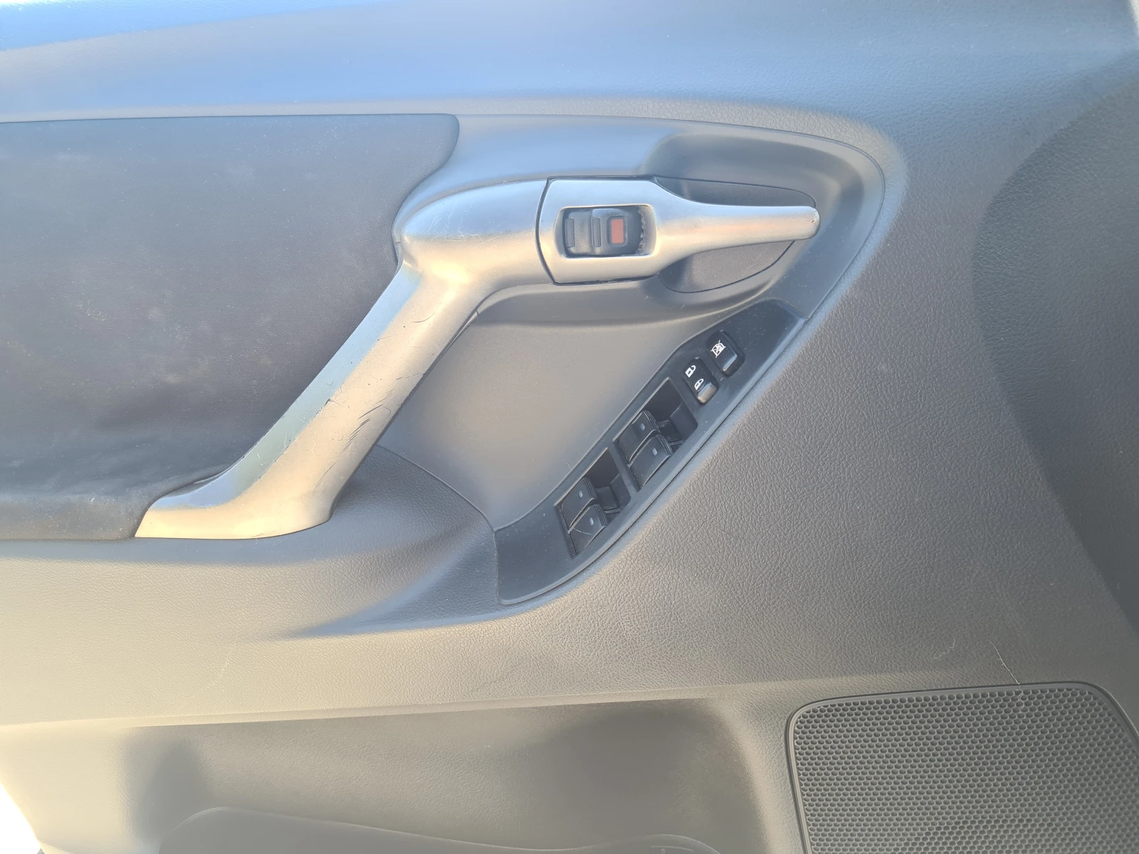 Toyota Verso 2, 2 D-CAT, 150.. Sport, 2010 | Mobile.bg   16