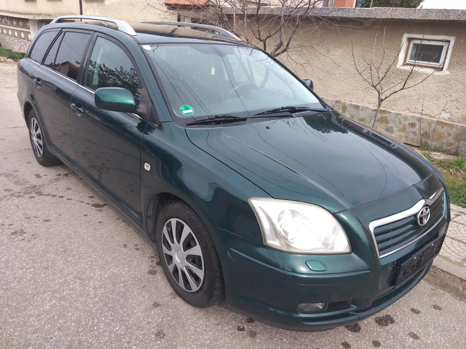 Toyota Avensis 1.8i  129 КОНЯ , МНОГО ДОБРО СЪСТОЯНИЕ - изображение 2