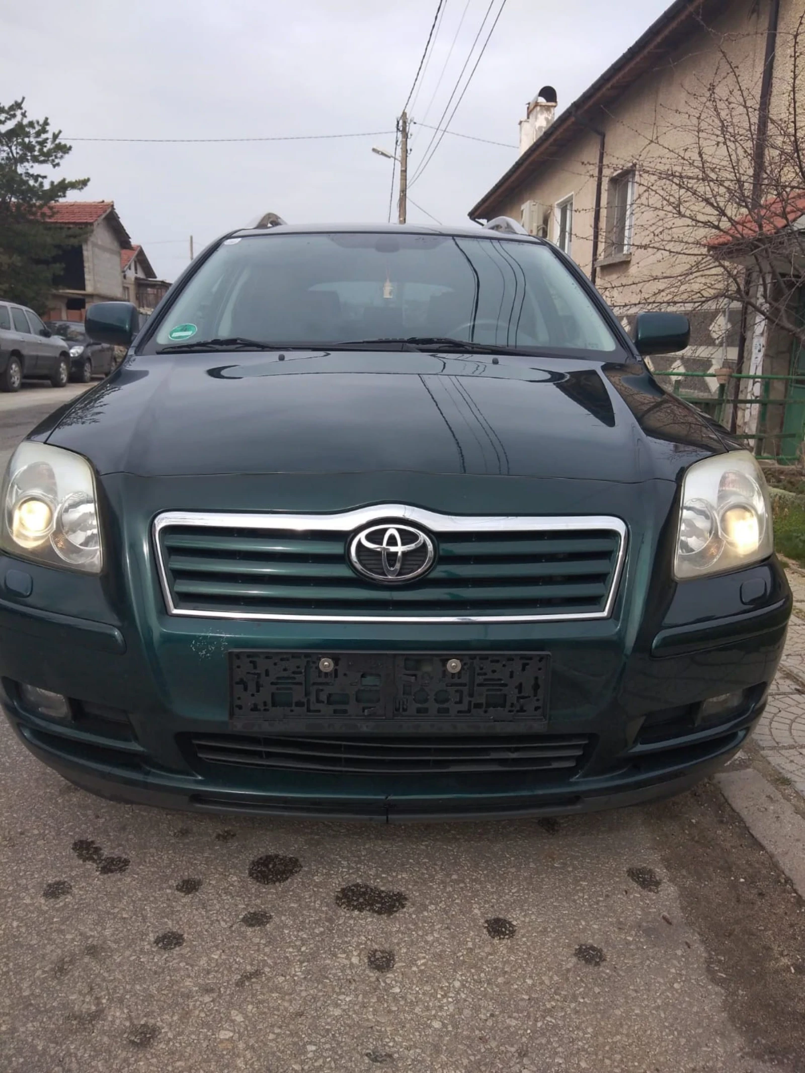 Toyota Avensis 1.8i  129 КОНЯ , МНОГО ДОБРО СЪСТОЯНИЕ - изображение 6