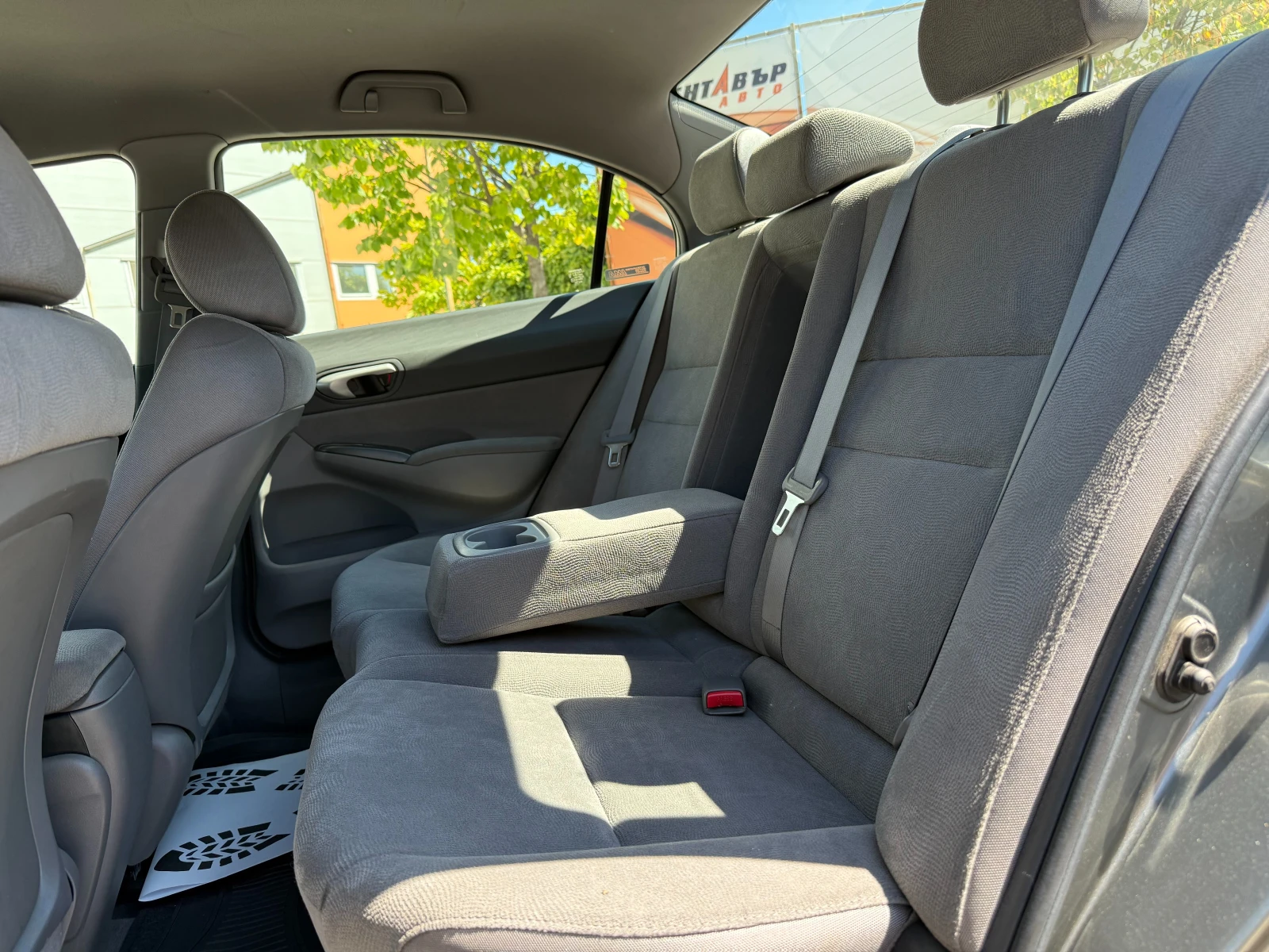Honda Civic 4 DR Hybrid 95 к.с. - изображение 9