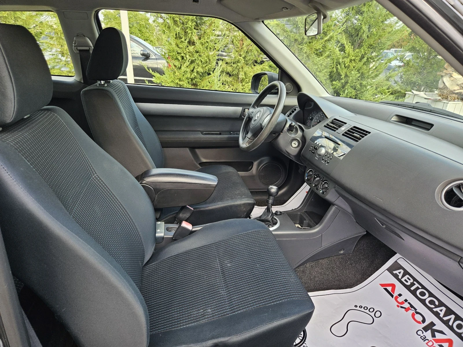 Suzuki Swift 1.3i-92= = 187.000 | Mobile.bg   13