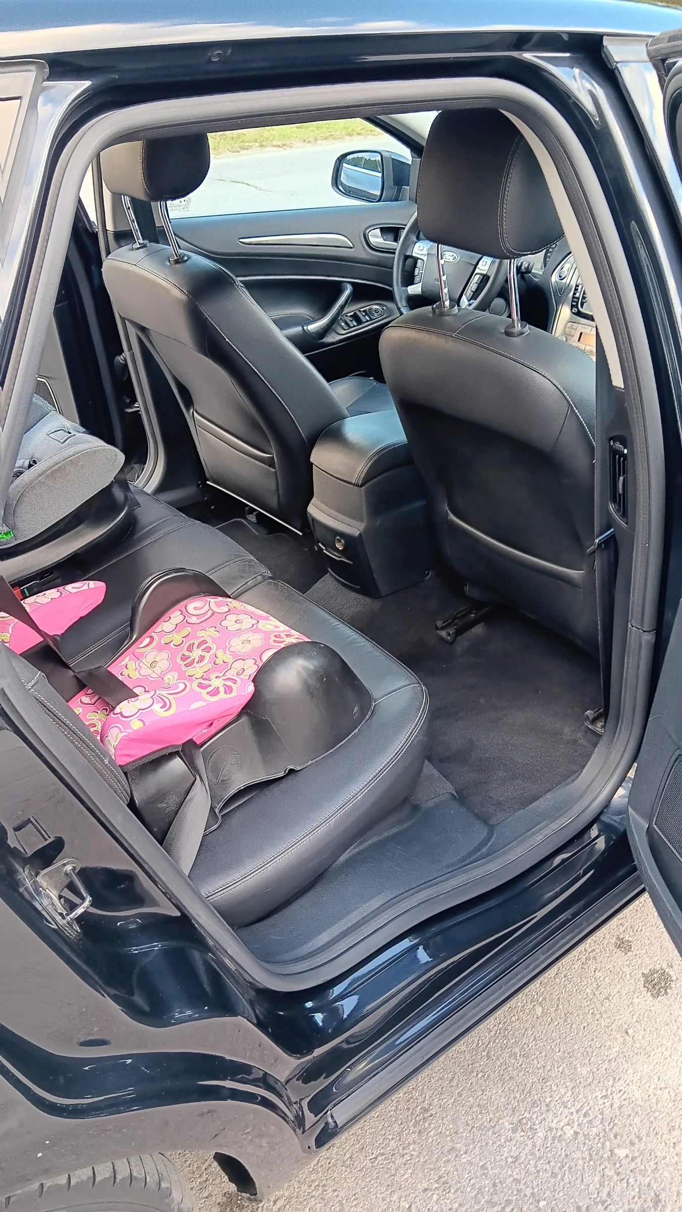 Ford Mondeo MK4 Titanium 2.2 TDCI - изображение 9
