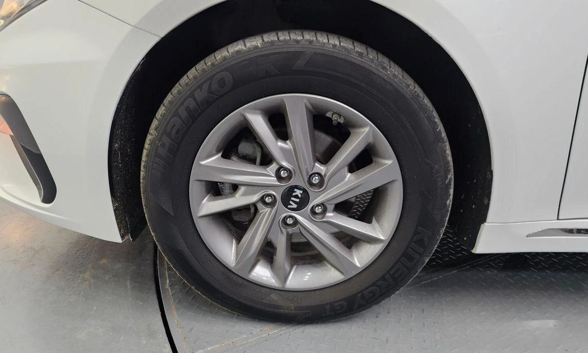 Kia K5  - изображение 5
