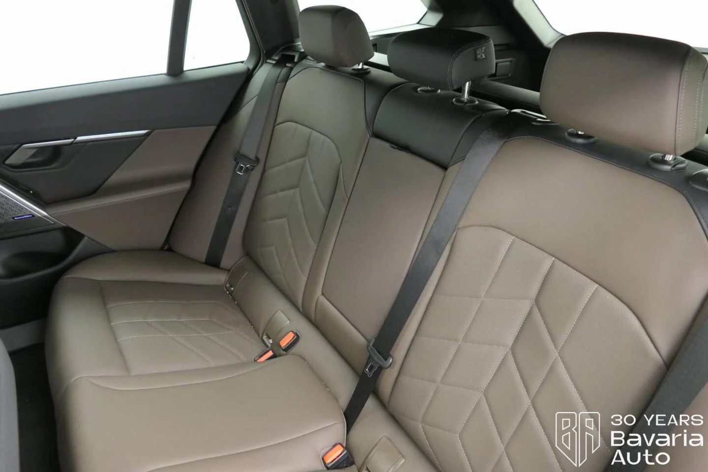 BMW 540 d xDrive Touring M Sport Paket Steptronic - изображение 8