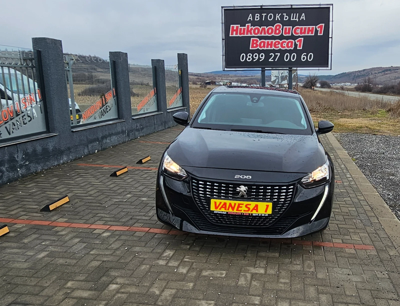 Peugeot 208 NAVI---115.000KM | Mobile.bg � ����������� 1