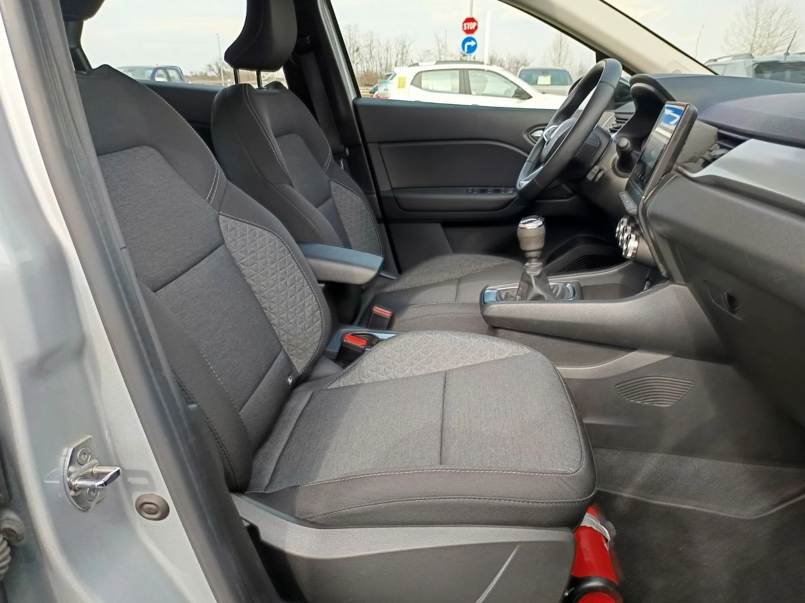 Renault Captur 1.0Tce/ 90к.с., снимка 15 - Автомобили и джипове - 53725048