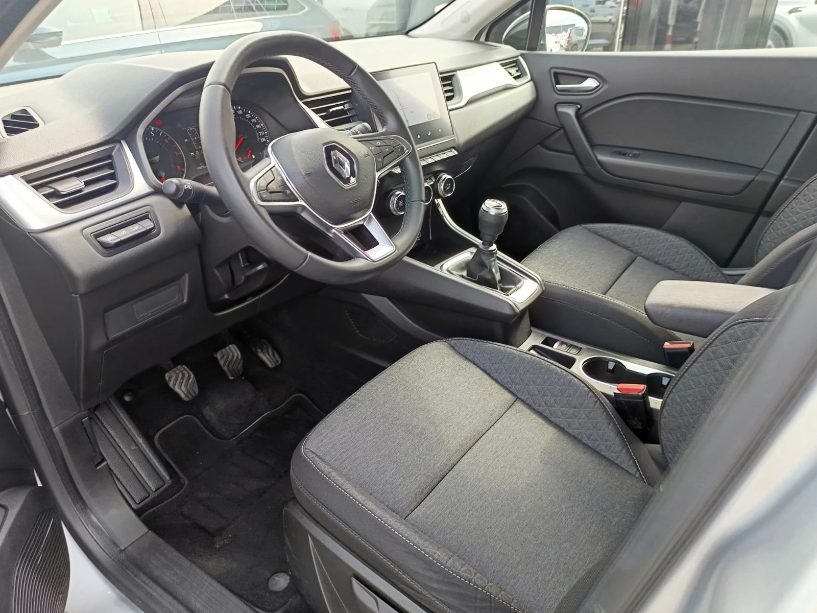 Renault Captur 1.0Tce/ 90к.с., снимка 12 - Автомобили и джипове - 53725048