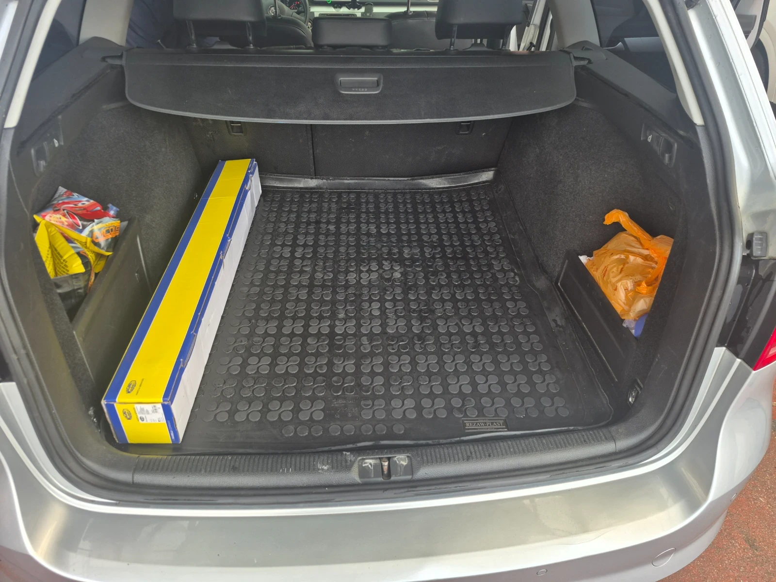 VW Passat 2.0 tdi 140k.c - изображение 10