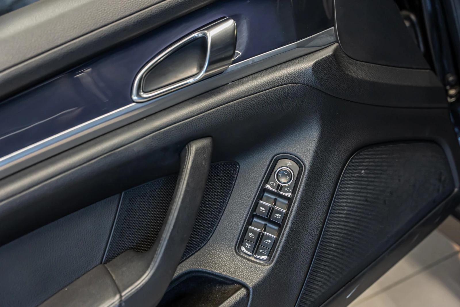 Porsche Panamera S PDK, снимка 9 - Автомобили и джипове - 53800164