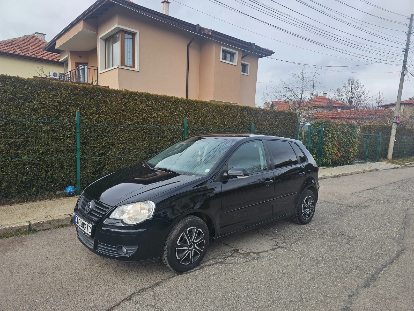 VW Polo Гаражно-климатр , снимка 2 - Автомобили и джипове - 53872255