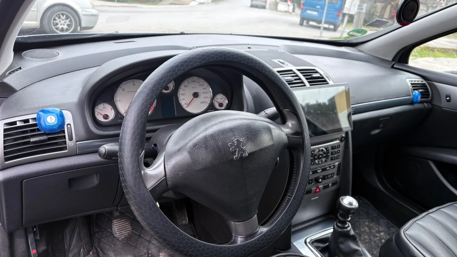 Peugeot 407 Доста запазен автомобил комфортен и удобен , снимка 4 - Автомобили и джипове - 54032496