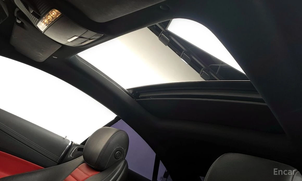 Mercedes-Benz E 400 4MATIC* BURMESTER* ШИБИДАХ* КАМЕРИ* 360* , снимка 12 - Автомобили и джипове - 54182867