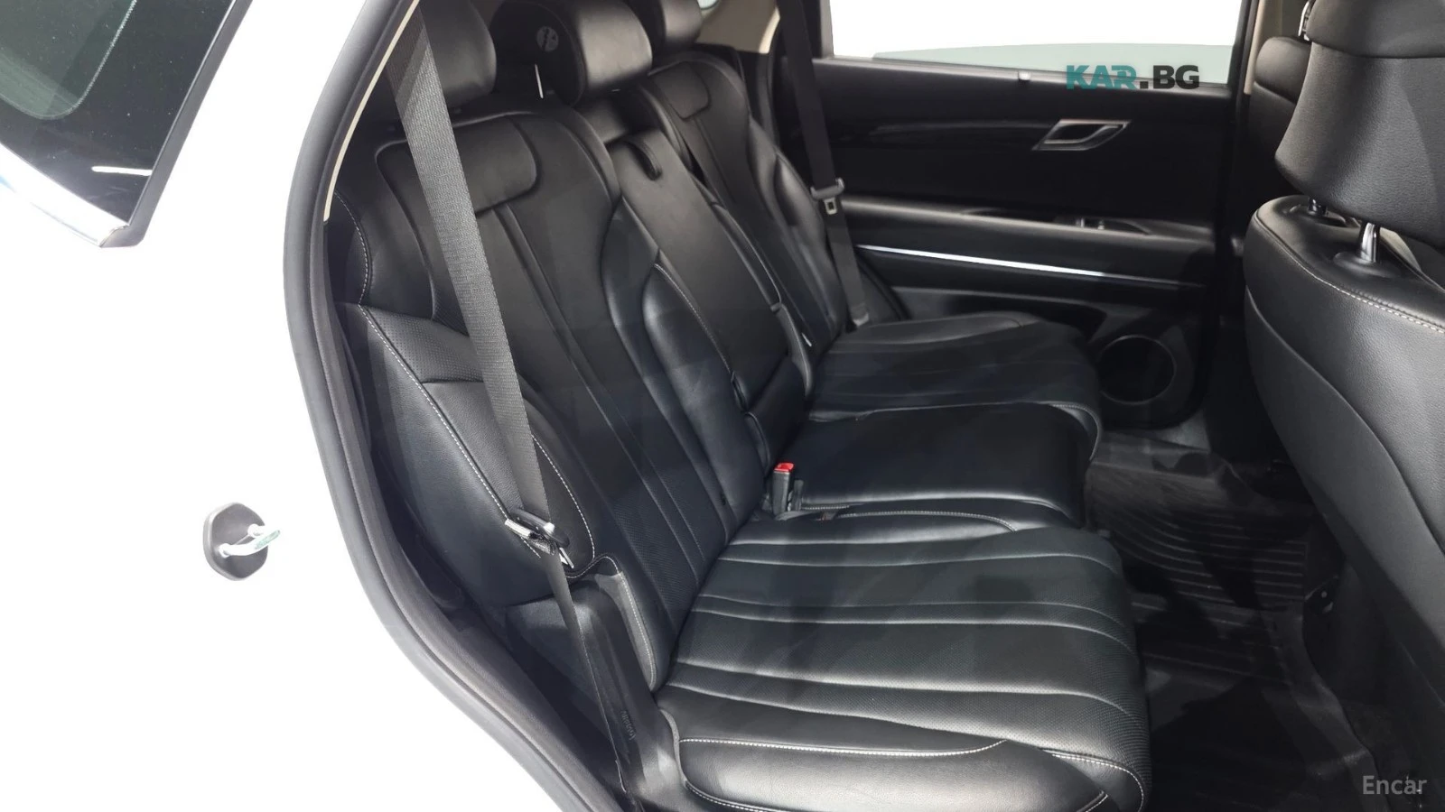 Genesis GV80 2.5T* КОЖА* ПОДГРЕВ* НАВИ* ОБДУХВ* КАМЕРА, снимка 12 - Автомобили и джипове - 55016513