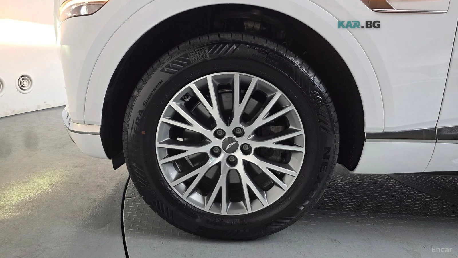 Genesis GV80 2.5T* КОЖА* ПОДГРЕВ* НАВИ* ОБДУХВ* КАМЕРА, снимка 5 - Автомобили и джипове - 55016513