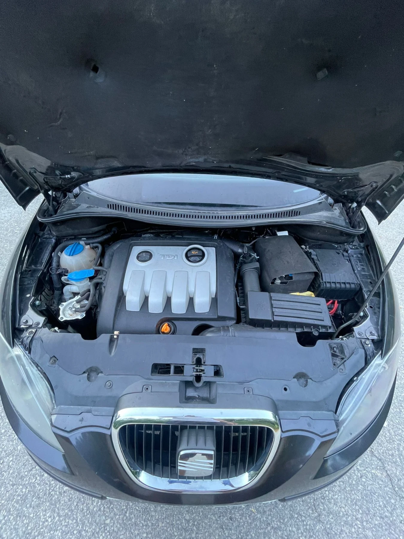 Seat Altea 1.9 tdi, снимка 10 - Автомобили и джипове - 55077306