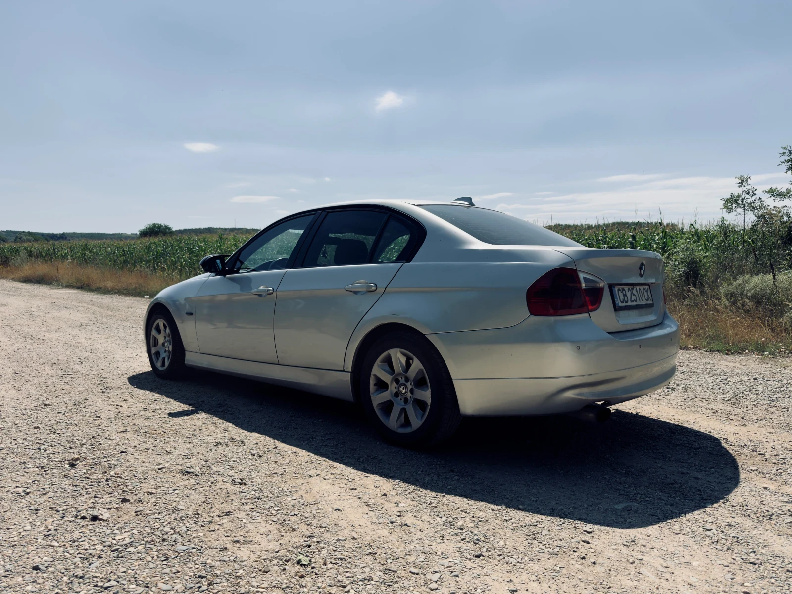 BMW 320, снимка 8 - Автомобили и джипове - 55343027